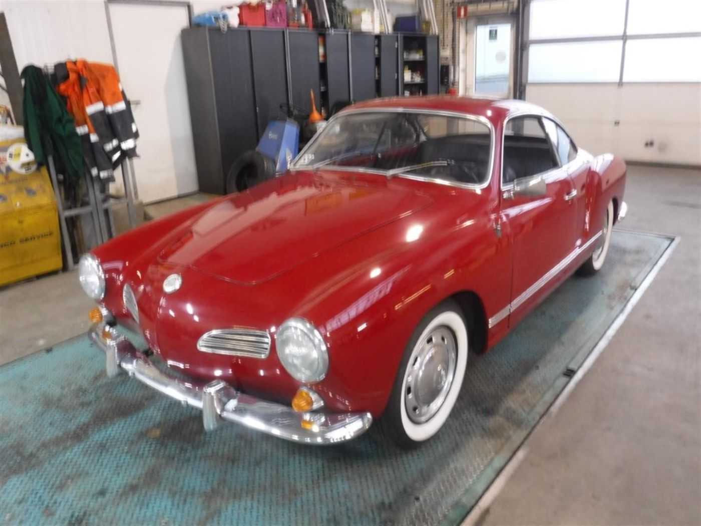 Volkswagen Karmann Ghia