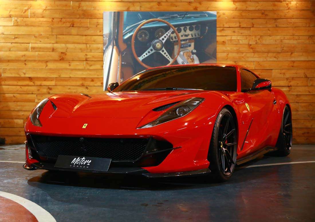 Ferrari 812