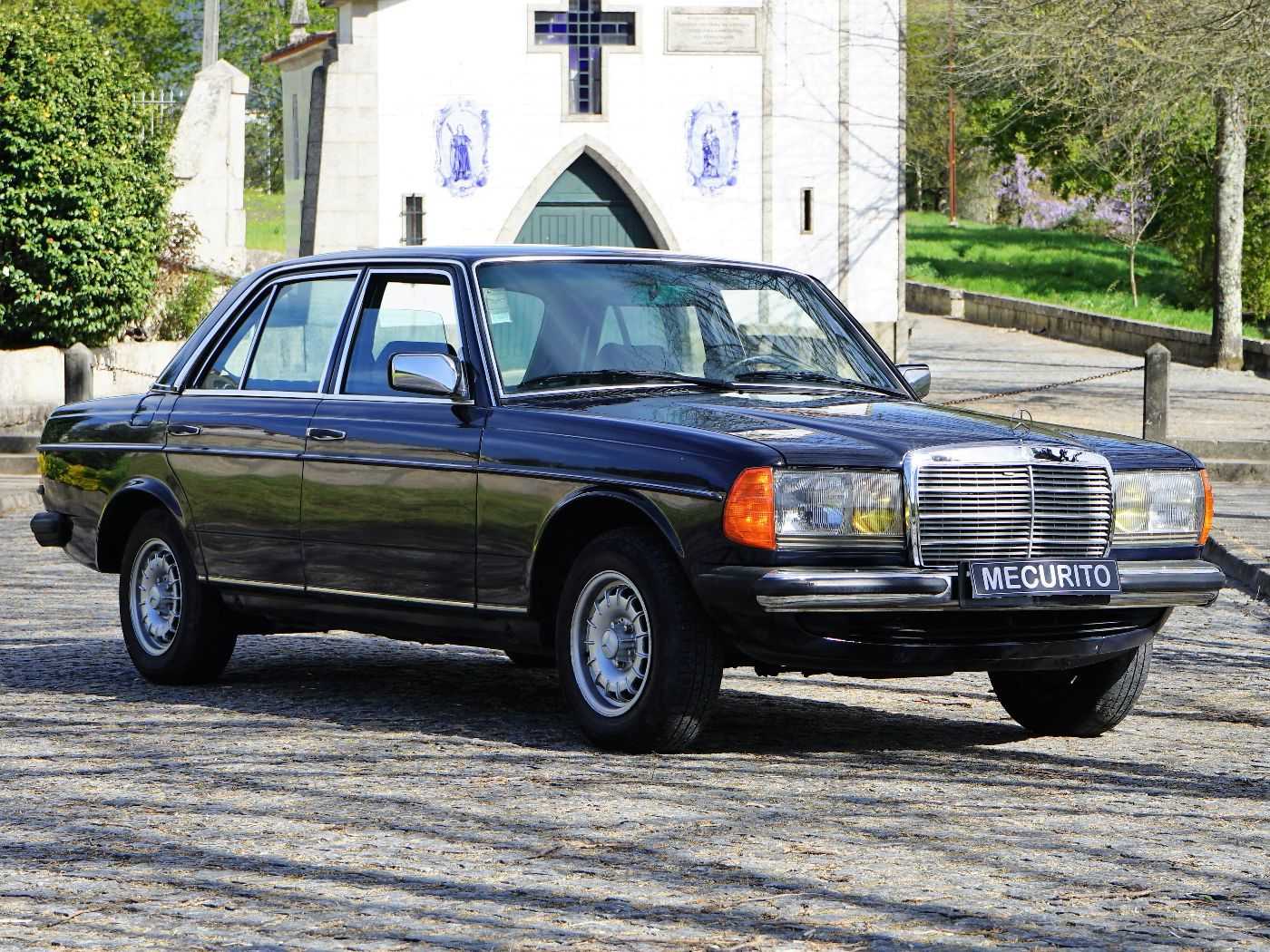 Mercedes-Benz 240 D