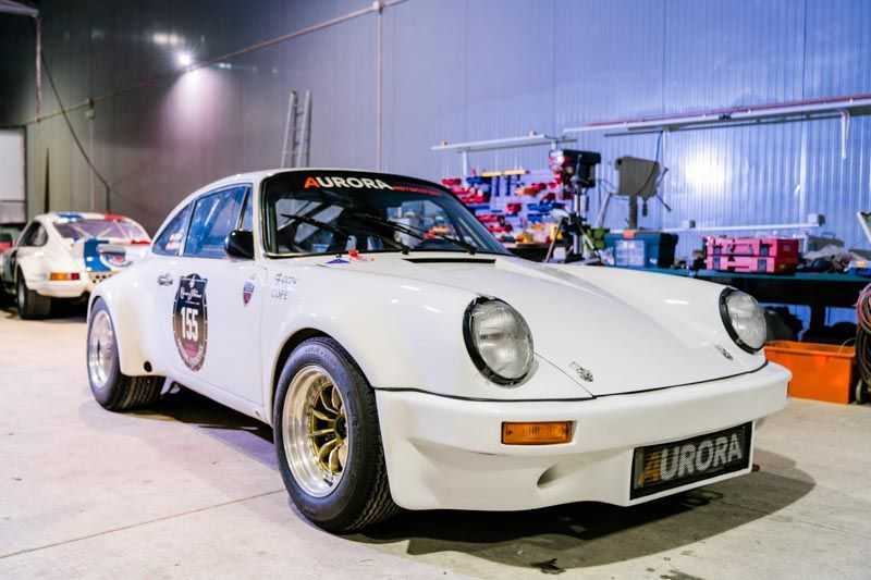 Porsche 911