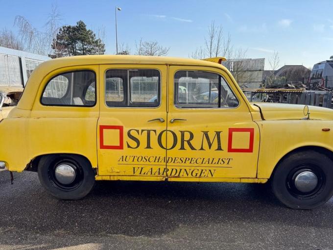 Taxi Londonien Austin FX4  (   Contre toute offre raisonnable ) de 1972