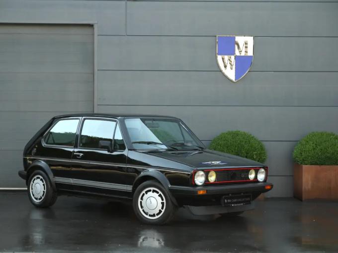 Volkswagen Golf GTi 1800 Plus - Pirelli - Chassis E de 1983