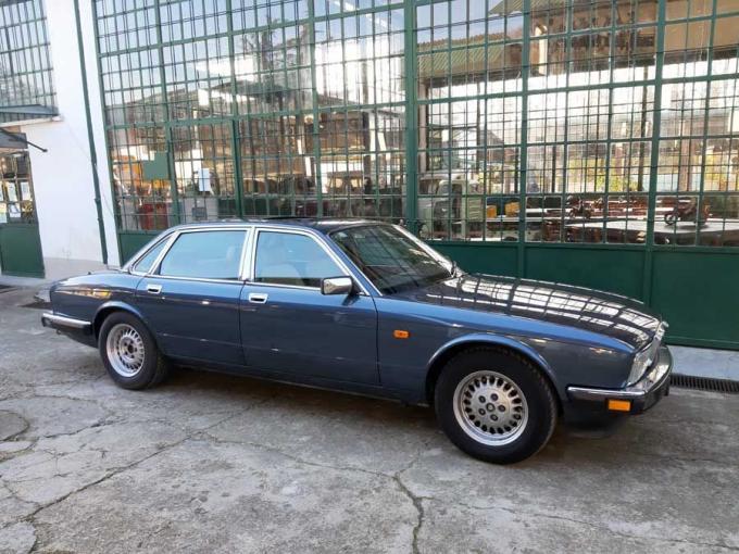 Jaguar Série - XJ XJ6 3.6 Sovereign (XJ40) de 1988