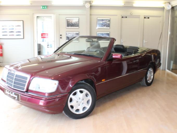 Mercedes-Benz CE 220 Cabriolet BVA de 1996