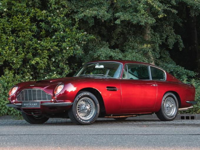 Aston Martin DB 6 de 1967