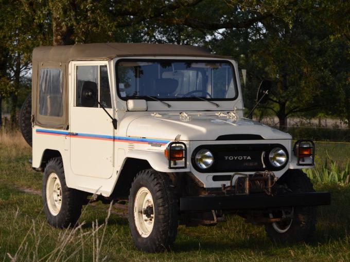 Toyota Land Cruiser BJ 40 de 1976