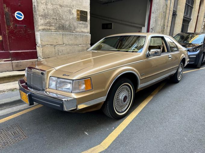 Lincoln Continental Mark VII de 1984