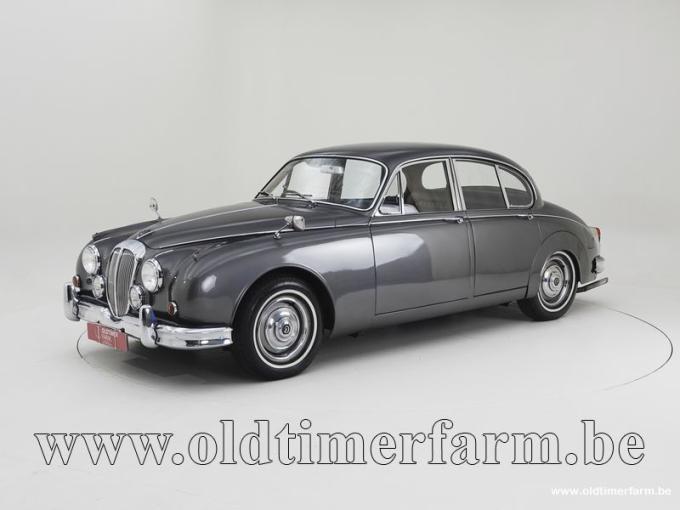 Daimler V8 250 '63 CH42bw de 1963