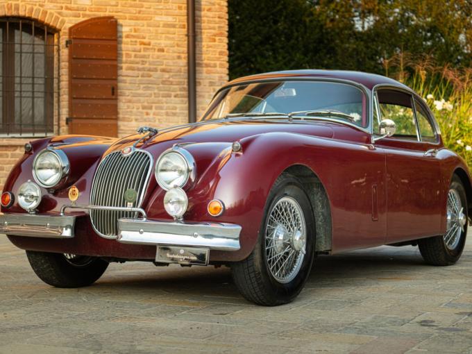 Jaguar Série - XK 150 FHC Coupé de 1959