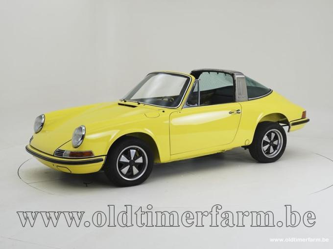 Porsche 911 2.4 Targa Olklappe '72 CH0390 de 1972