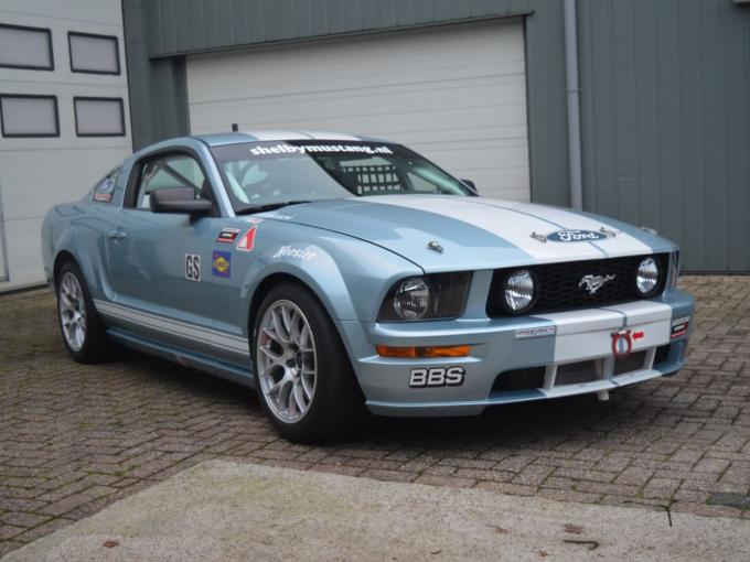 Ford Mustang FR500C de 2005