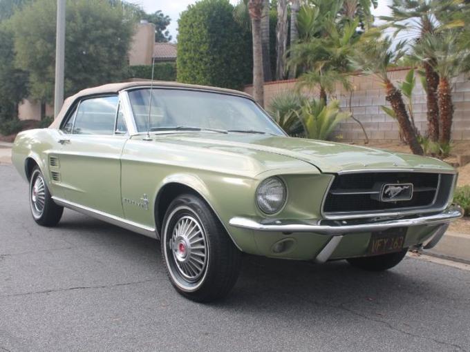 Ford Mustang V8 Code C Cabriolet de 1967