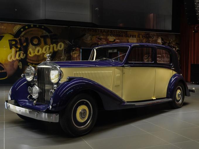 Rolls-Royce Phantom III Saloon by Kellner de 1937