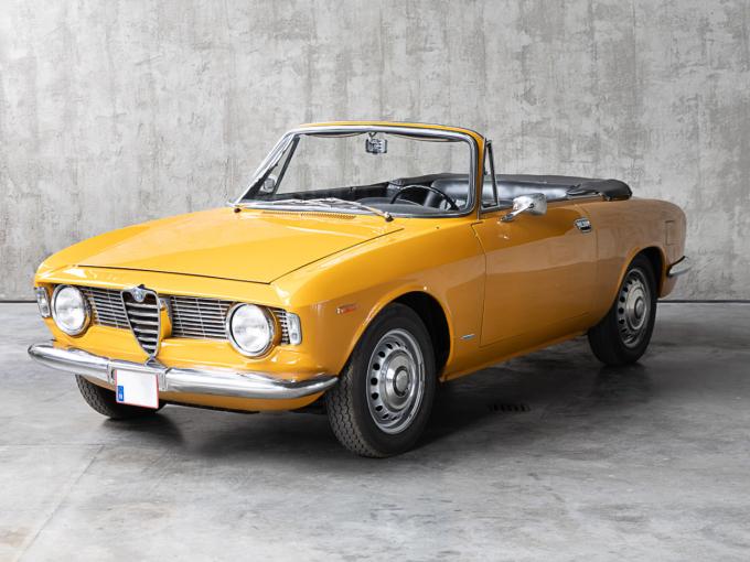 Alfa Roméo Giulia GT C Cabriolet de 1966