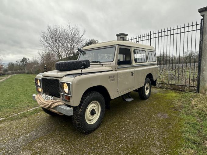 Land Rover de collection et pièces à vendre - Annonces lesAnciennes