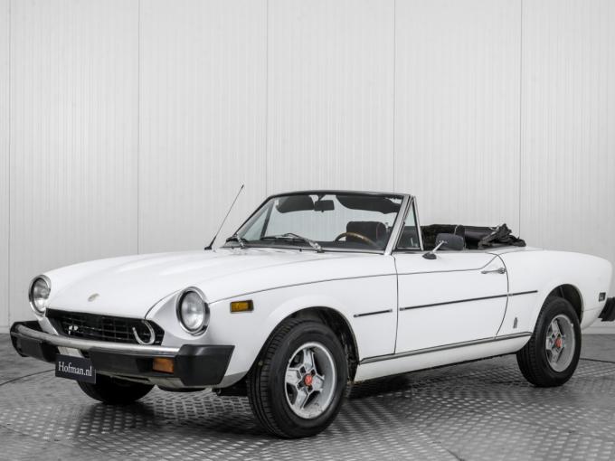 Fiat 124 Spider 1800 de 1977