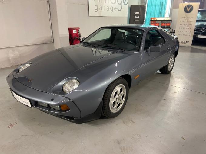 Porsche 928 S de 1983