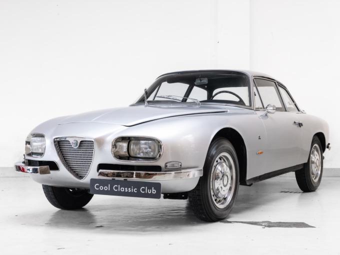 Alfa Roméo 2600 Sprint Zagato de 1968