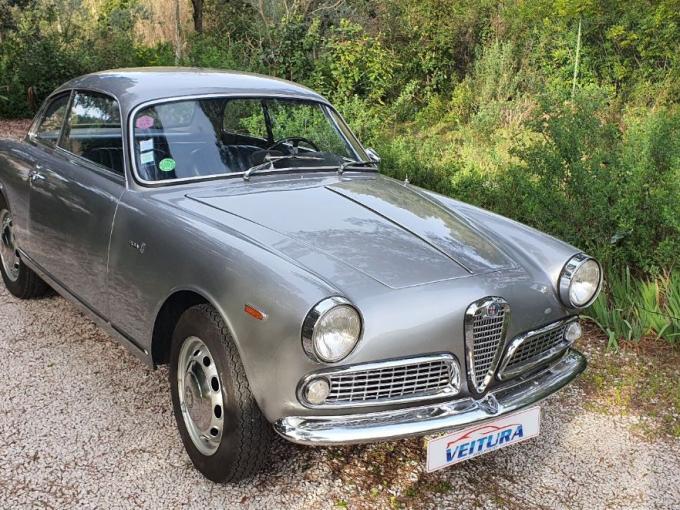 Alfa Roméo Giulia Sprint 1600 de 1964