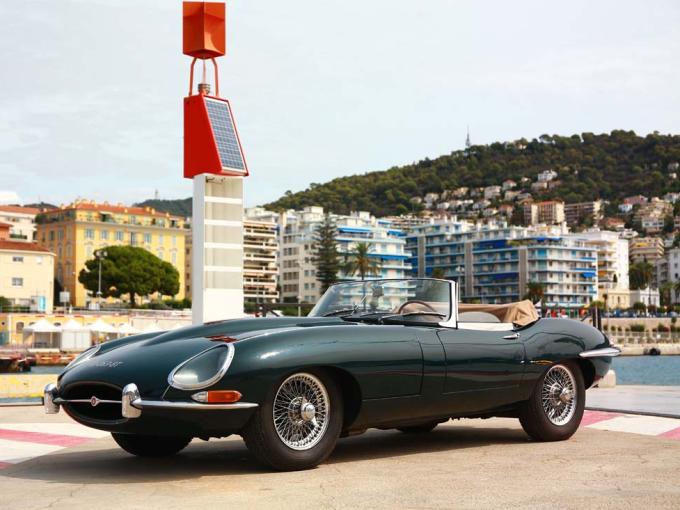 Jaguar Type E Série 1 3.8 L Roadster de 1962