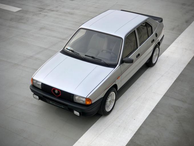 Alfa Roméo 33 1.3S Série 1 de 1985