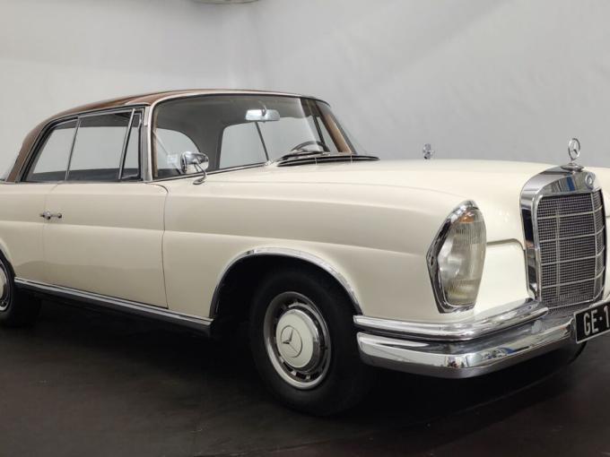 Mercedes-Benz SE 220 de 1965