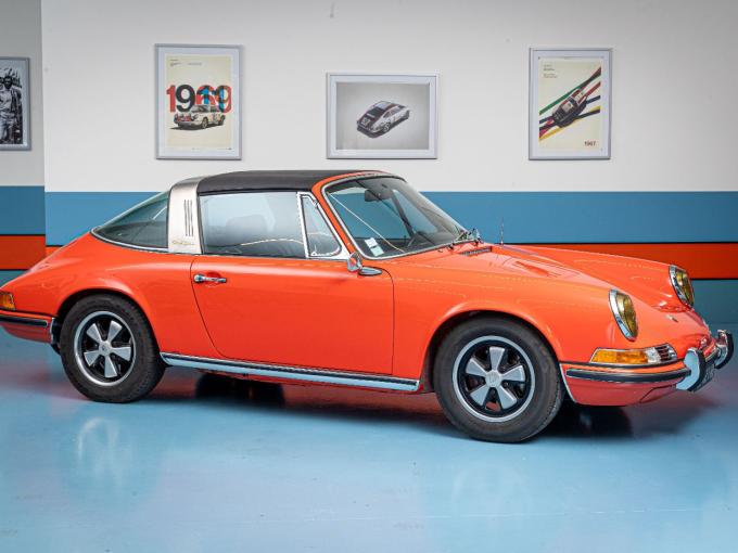 Porsche 911 S 2.0 TARGA Etat Concours de 1969