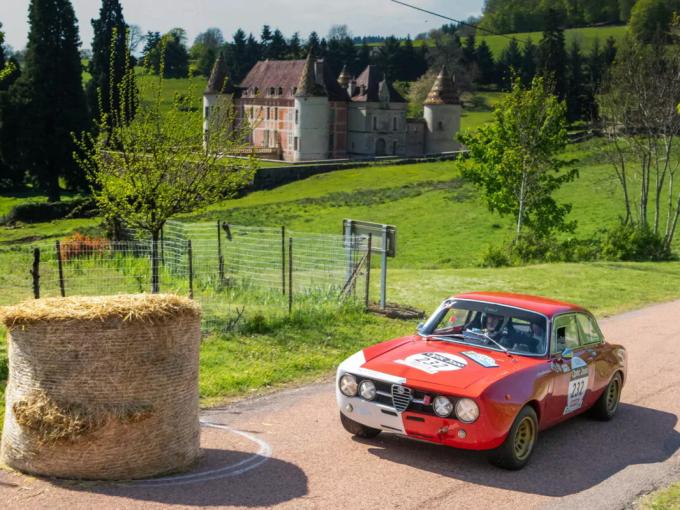 Alfa Roméo Giulia GT 1750 GTAm – “AutoDelta” – FIA Racing/Rally Car de 1968
