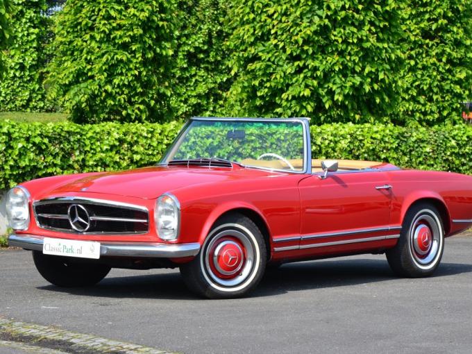 Mercedes-Benz SL 230 Pagode de 1964