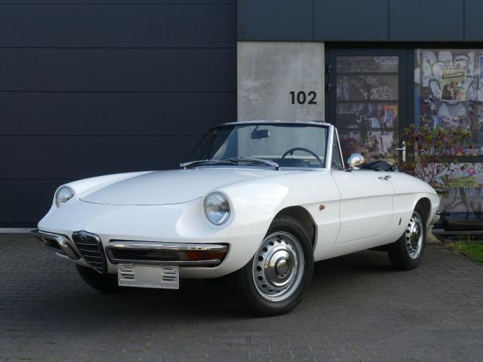 Alfa Roméo Spider 1600 Duetto de 1966