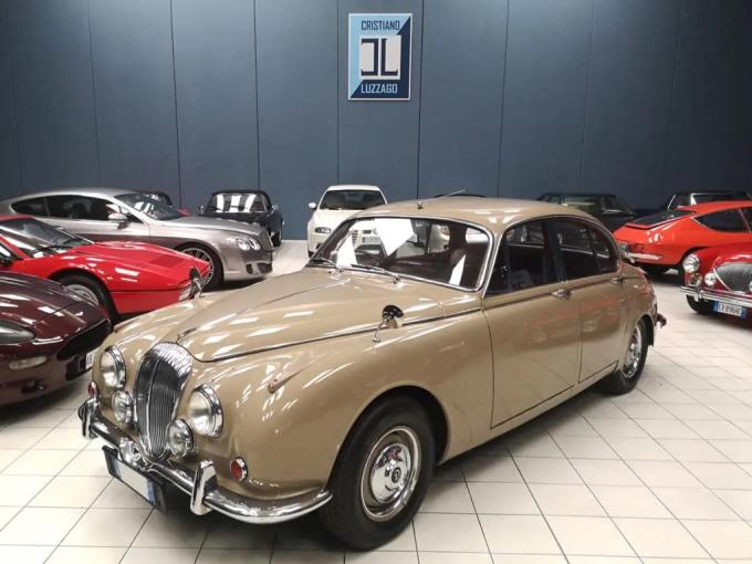 Daimler 250 V8 Saloon RHD de 1969