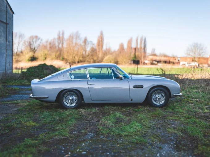 Aston Martin DB 6 MK3 de 1967