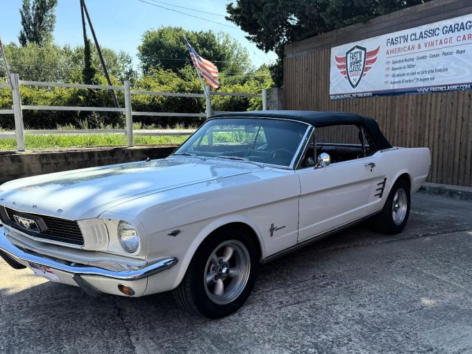 Ford Mustang V8 Cabriolet de 1966
