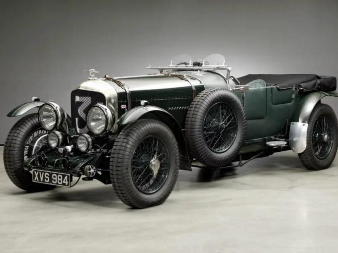 Bentley Speed 8 “Le Mans Style Tourer” by Racing Green de 1948