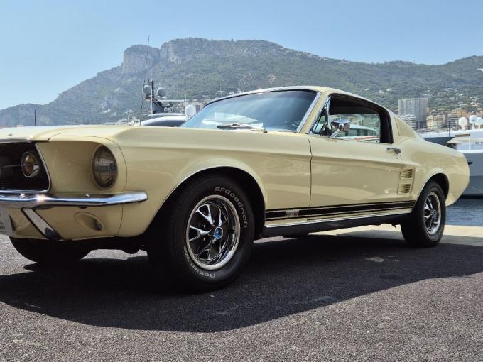Ford Mustang FASTBACK GTA 390CI (S CODE) de 1967