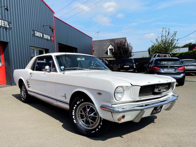 Ford Mustang V8 Coupé de 1965