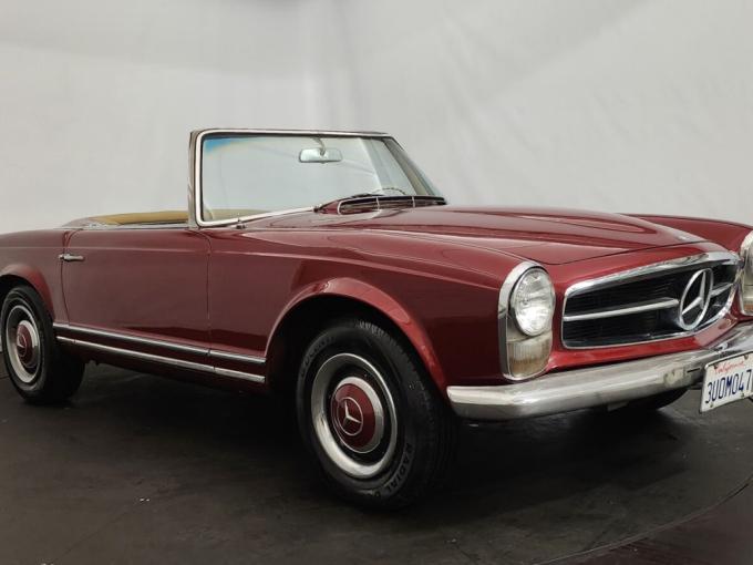 Mercedes-Benz SL 230 Pagode de 1966