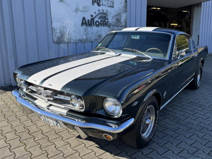 Ford Mustang V8 Fastback de 1965
