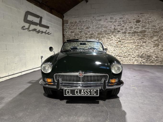 MG B Split Bumper de 1970