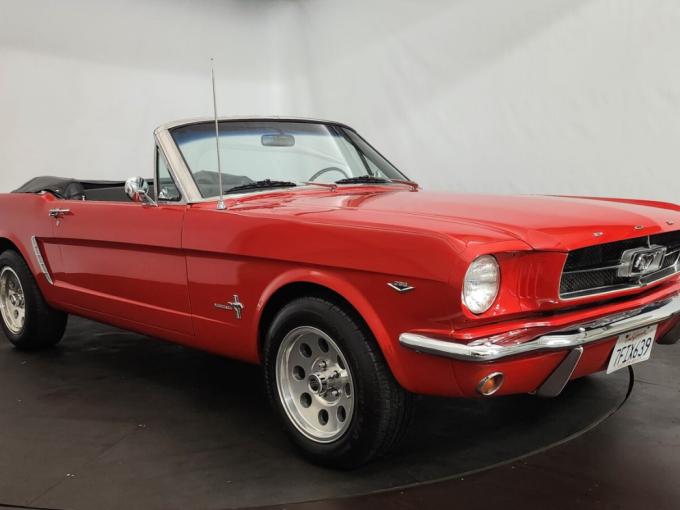 Ford Mustang V8 Cabriolet de 1965