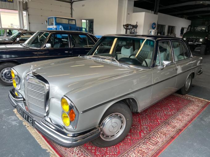 Mercedes-Benz SE 280 V8 3.5 de 0