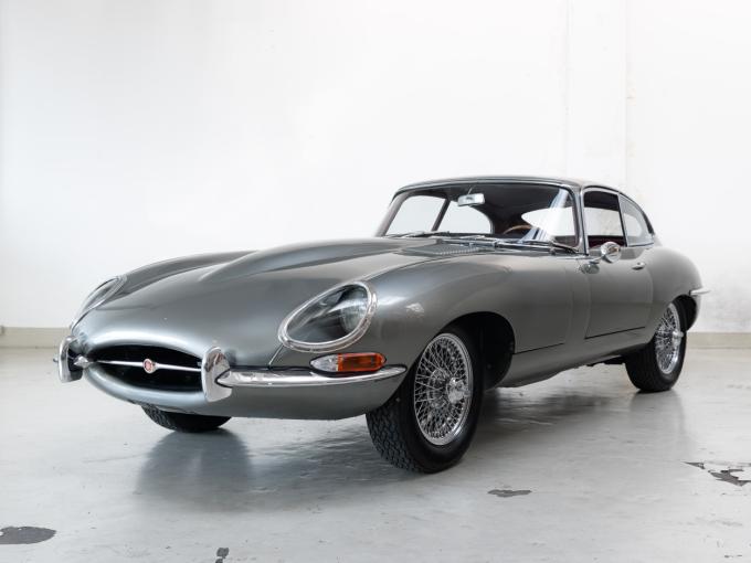 Jaguar Type E 3.8 Serie 1 FHC de 1963