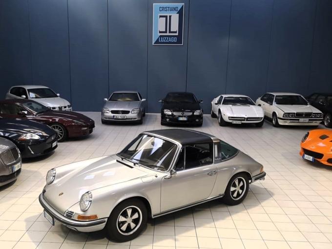 Porsche 911  2.200 E TARGA  de 1971
