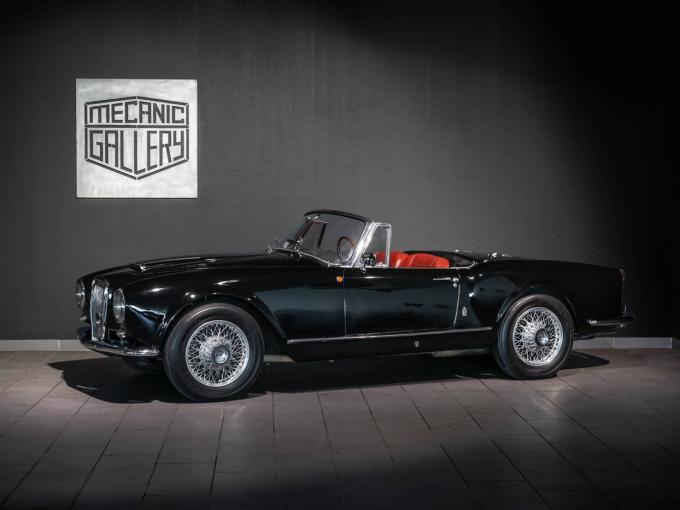 Lancia Aurelia B24S Cabriolet de 1957