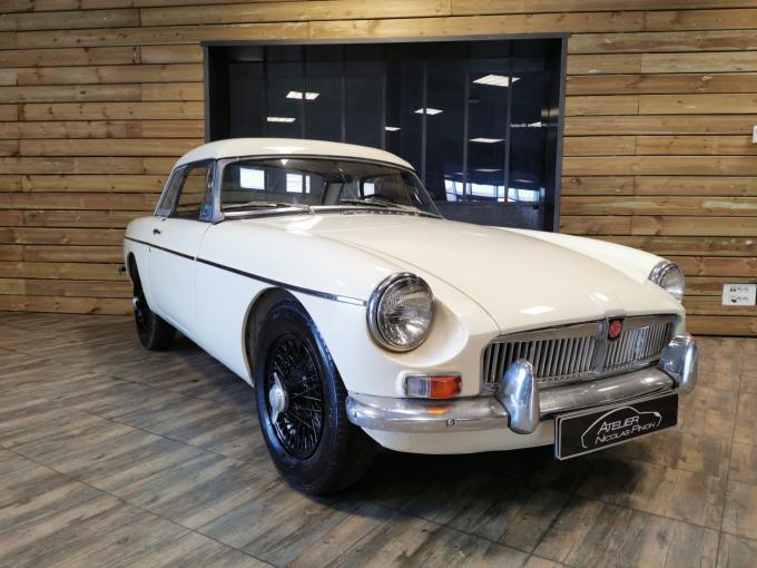 MG B Rodaster MK1 « PULL HANDLE » de 1965