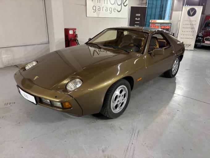 Porsche 928 V8 4.5 L de 1980