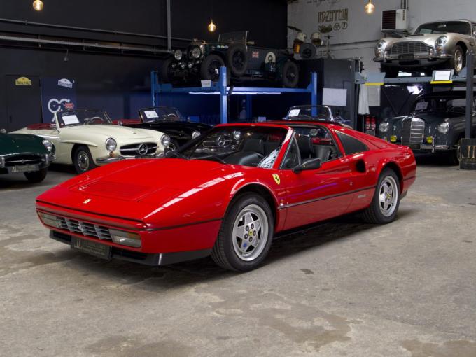 Ferrari 328 GTS de 1989