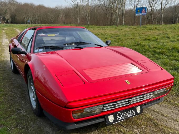 Ferrari 328 GTS de 1987