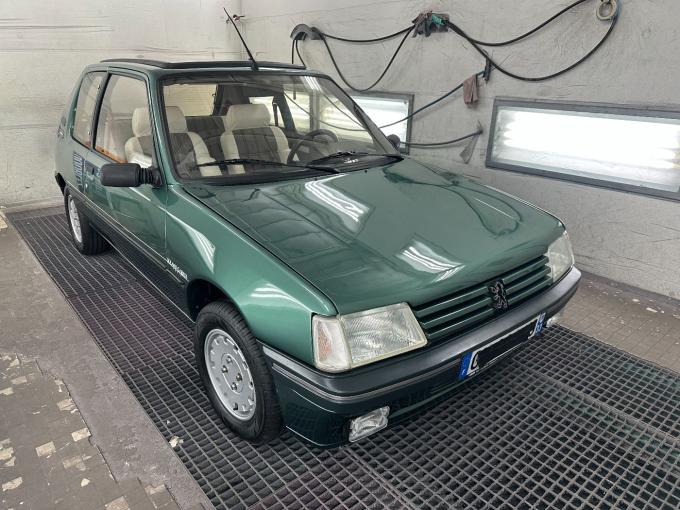 Peugeot 205 ROLLAND GARROS de 1992