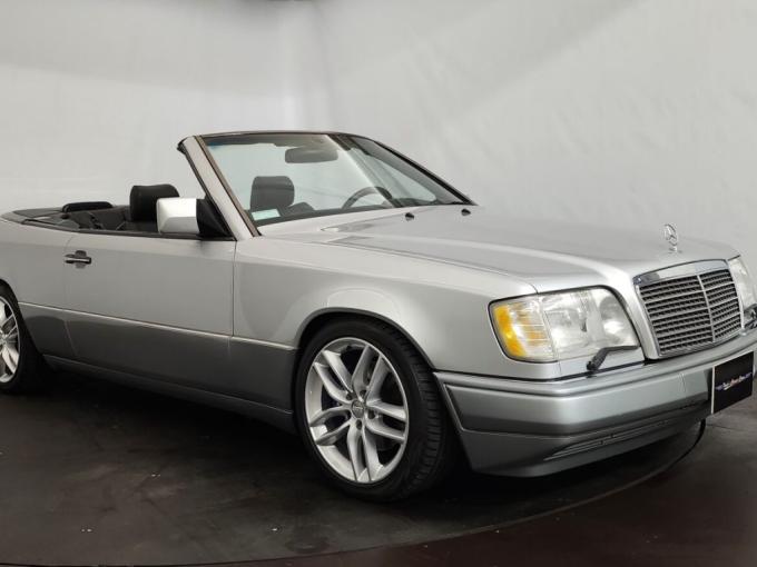 Mercedes-Benz E class 320 Cabriolet de 1994